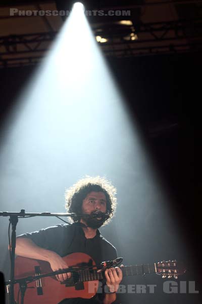 JOSE GONZALEZ - 2014-11-01 - PARIS - Grande Halle de La Villette - 